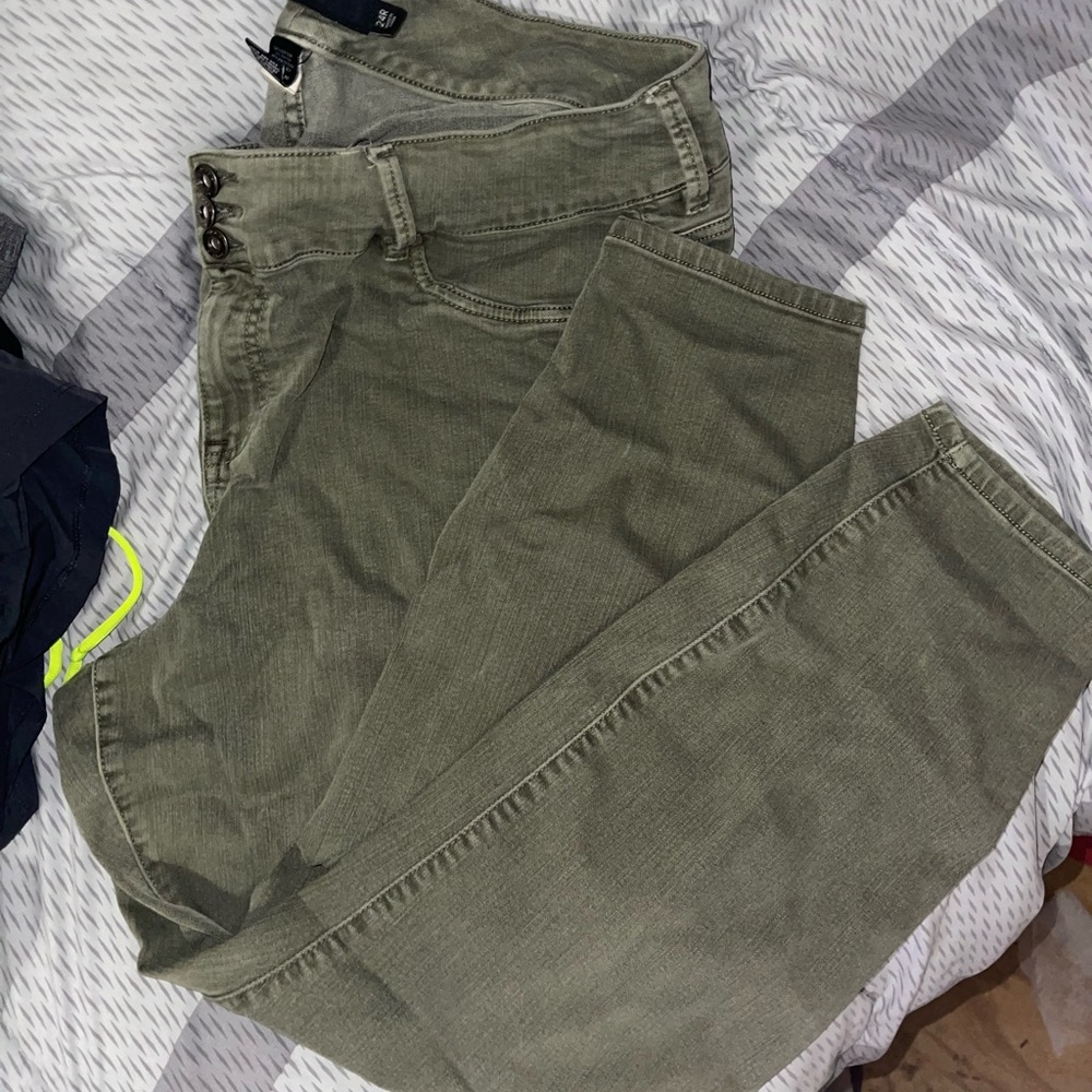 Torrid jeggins. Olive green